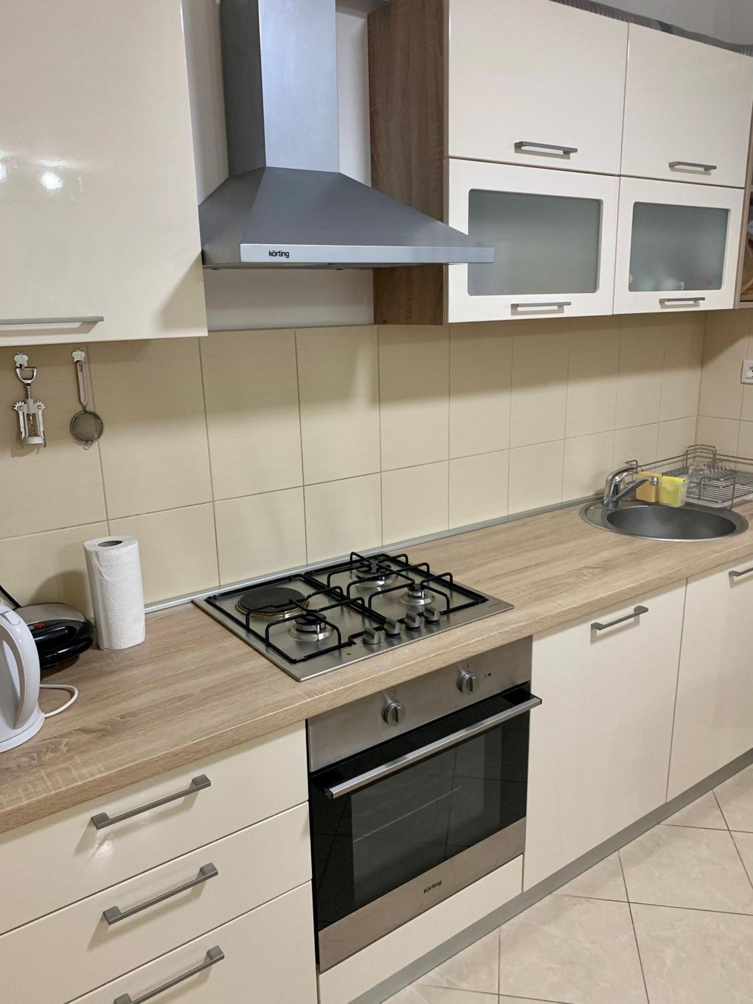 Apartment Pearl-Free Parking Макарска Екстериор снимка